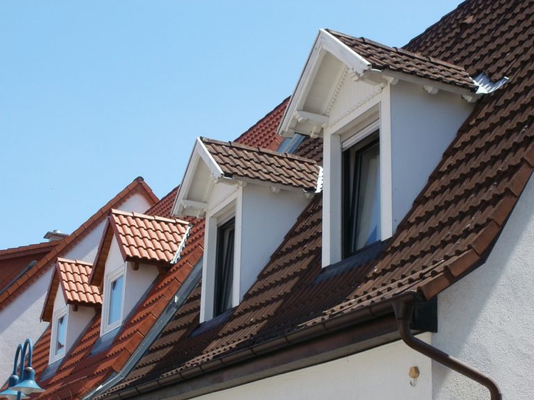 Nepodceňujte kvalitu střešních oken a výlezů