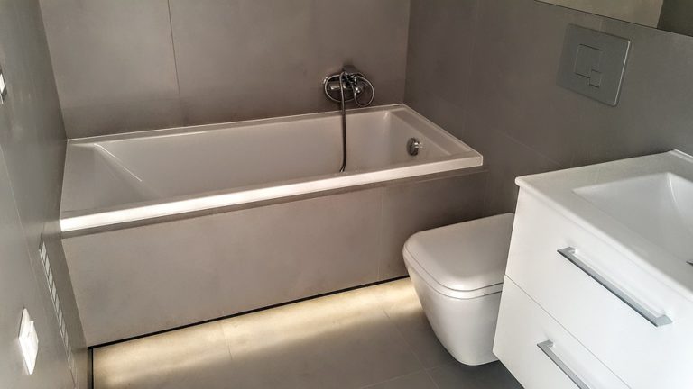 Závěsné WC: moderní a praktická toaleta i u Vás doma