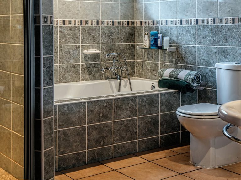 Kombi WC: Designová a zároveň praktická toaleta i u Vás doma