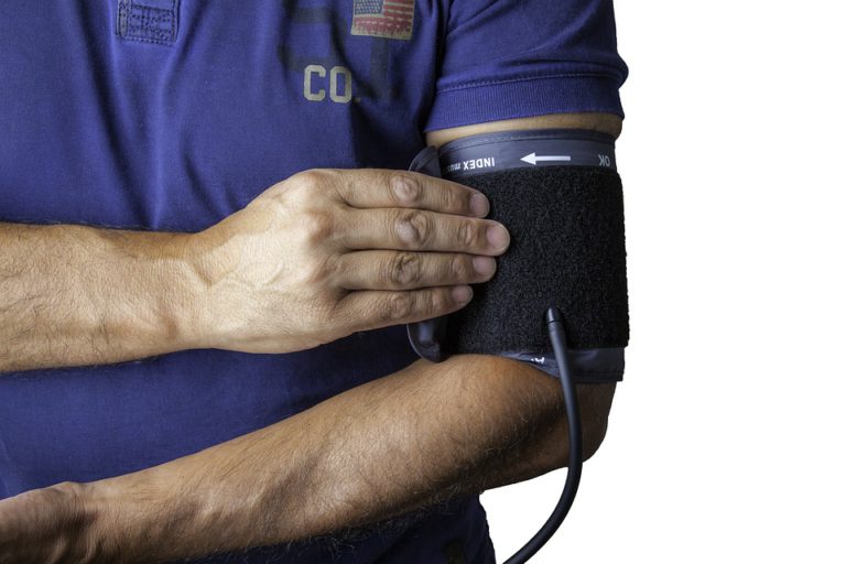 Znáte význam zkratek ABPM a EKG?
